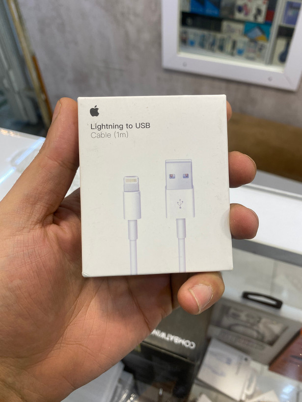 کابل شارژ USB به Lightning آیفون IP7