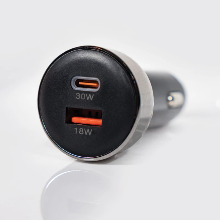 شارژر فندکی هیسکا مدل HCC-307 ظرفیت ۴۸ وات با قابلیت شارژ سریع